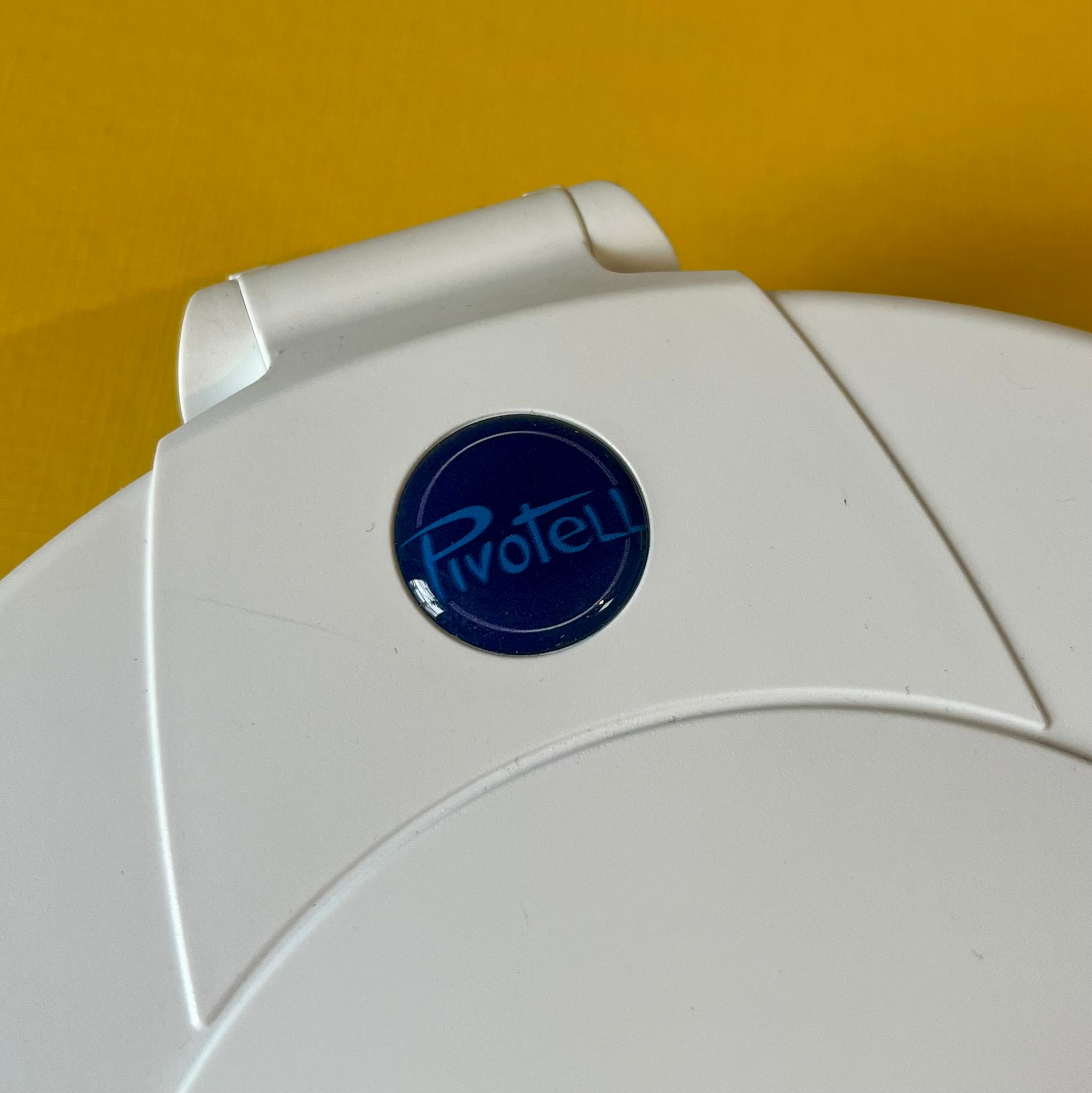 Pivotell logo
